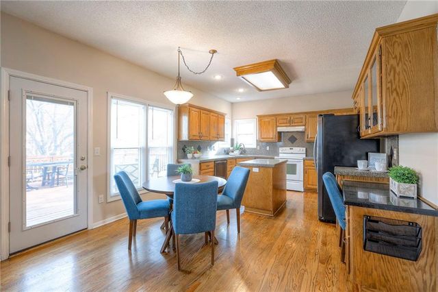 12293 S Mullen Road, Olathe, KS 66062