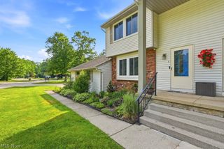 10125 Driftwood Cove E, Aurora, OH 44202