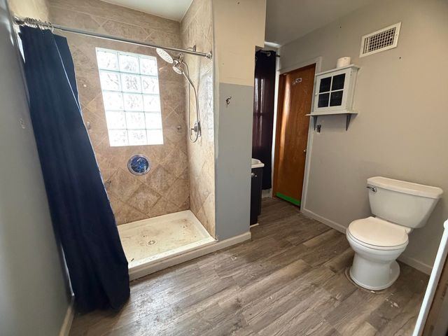 213 LANGSTROM Street, Council Bluffs, IA 51503