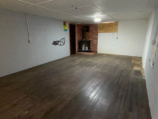 213 LANGSTROM Street, Council Bluffs, IA 51503