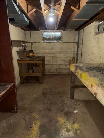 213 LANGSTROM Street, Council Bluffs, IA 51503