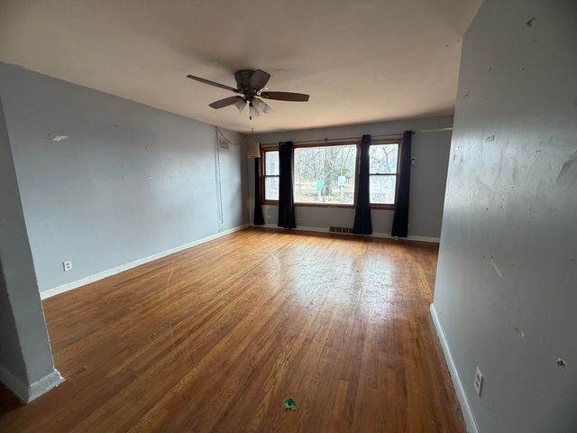 213 LANGSTROM Street, Council Bluffs, IA 51503