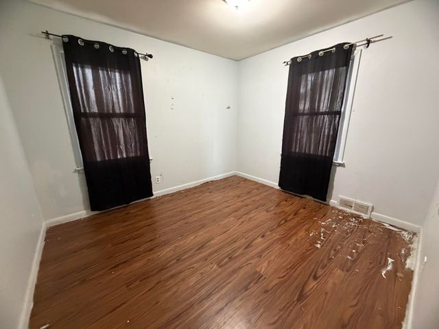 213 LANGSTROM Street, Council Bluffs, IA 51503