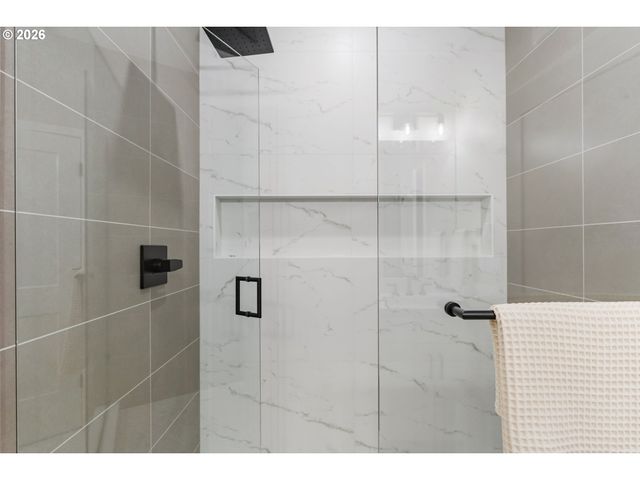 10121 Se 72ND Ave, Milwaukie, OR 97222