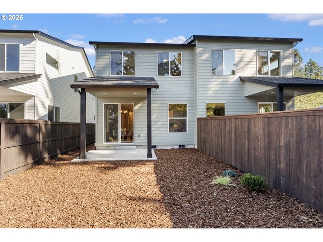 10121 Se 72ND Ave, Milwaukie, OR 97222