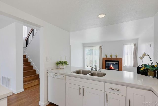 2041 MANZANA Way, San Diego, CA 92139