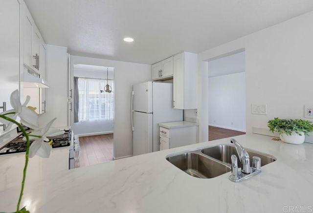 2041 MANZANA Way, San Diego, CA 92139