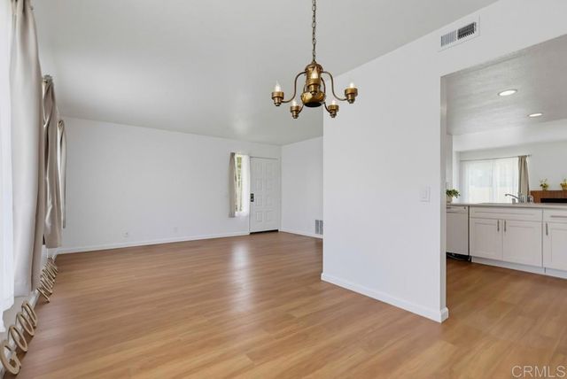 2041 MANZANA Way, San Diego, CA 92139
