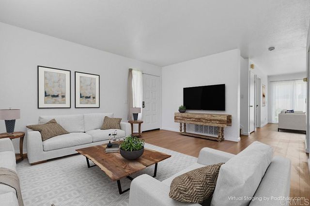 2041 MANZANA Way, San Diego, CA 92139