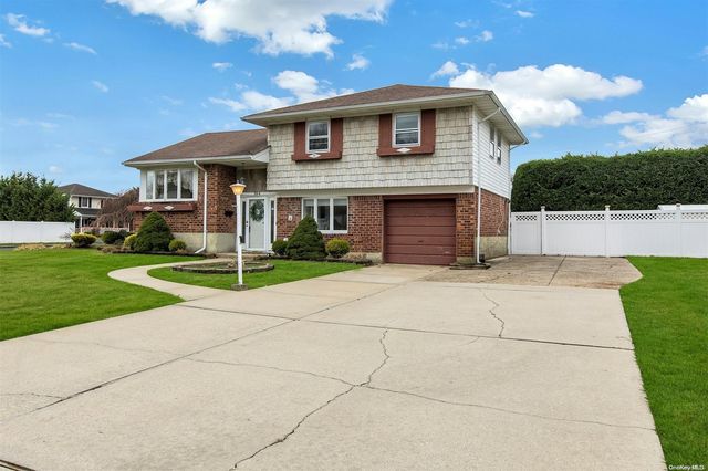 154 Sherry Street, East Islip, NY 11730