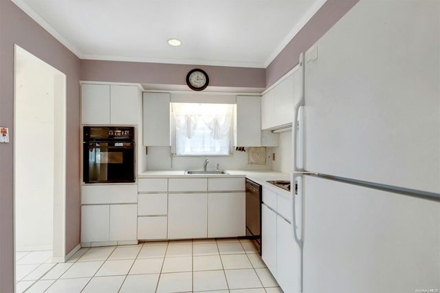 154 Sherry Street, East Islip, NY 11730