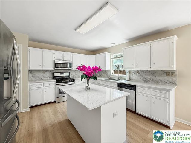 1924 Vintage Drive, Bethlehem Twp, PA 18045