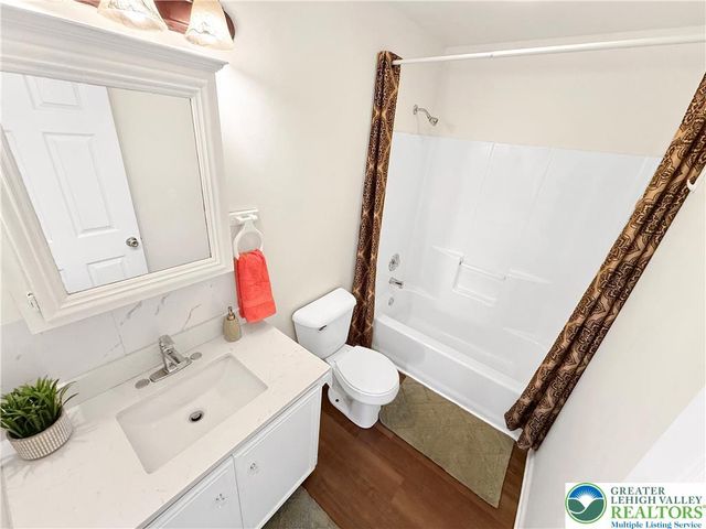 1924 Vintage Drive, Bethlehem Twp, PA 18045
