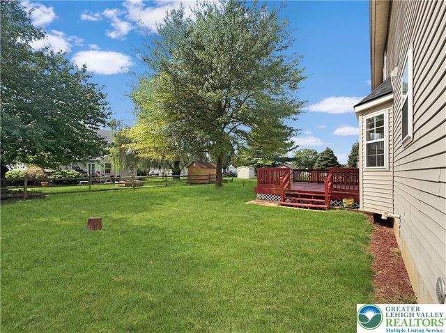 1924 Vintage Drive, Bethlehem Twp, PA 18045