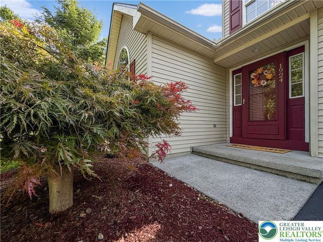 1924 Vintage Drive, Bethlehem Twp, PA 18045