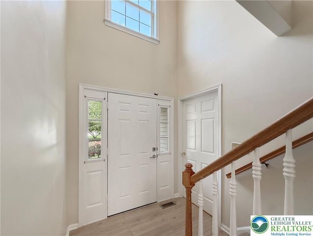 1924 Vintage Drive, Bethlehem Twp, PA 18045