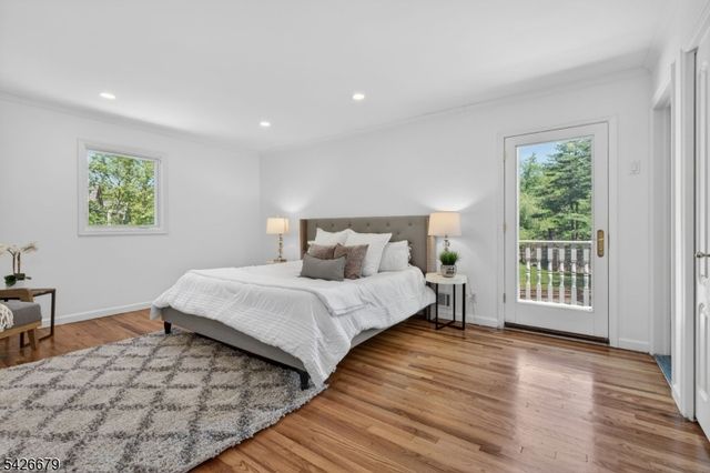 36 Thackeray Dr, Millburn Twp., NJ 07078