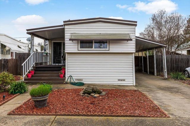 418 Colin Kelly Dr, Roseville, CA 95747