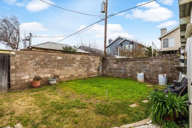 418 Colin Kelly Dr, Roseville, CA 95747