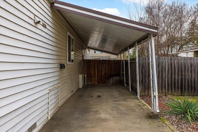 418 Colin Kelly Dr, Roseville, CA 95747