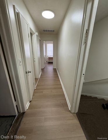 12824 W Warren Avenue 201, Dearborn, MI 48126