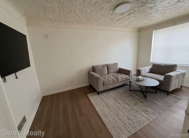 12824 W Warren Avenue 201, Dearborn, MI 48126