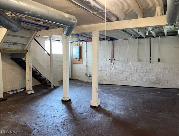 147 Brighton Drive, Akron, OH 44301