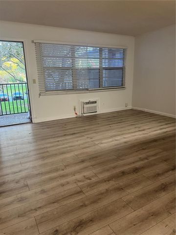 200 SW 132nd Way 207L, Pembroke Pines, FL 33027