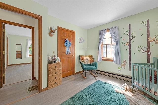73 New Boston Rd, Sturbridge, MA 01566