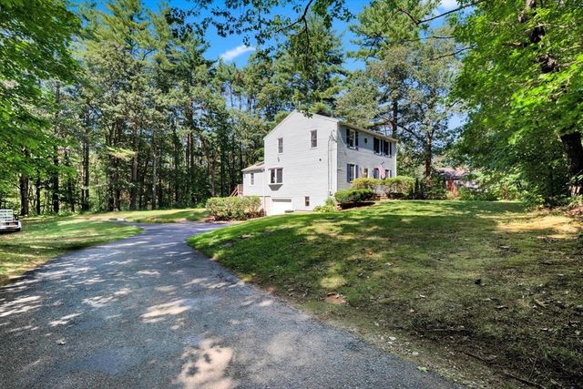 73 New Boston Rd, Sturbridge, MA 01566