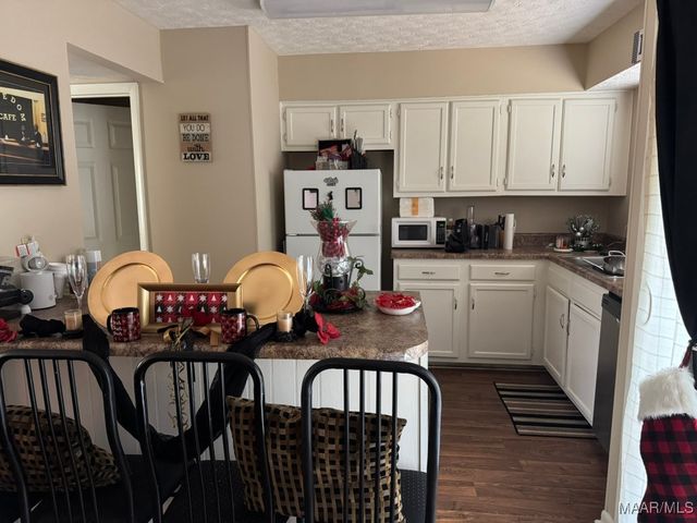 23,25 CRESTWOOD Court, Millbrook, AL 36054