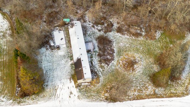 25 Wilder Lane, Royalton, VT 05032