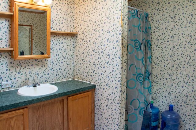 25 Wilder Lane, Royalton, VT 05032