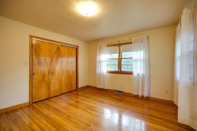 1809 E Mile Road 1809 E Mile Road, Springfield, OH 45503