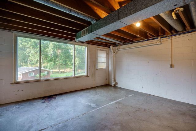 1809 E Mile Road 1809 E Mile Road, Springfield, OH 45503