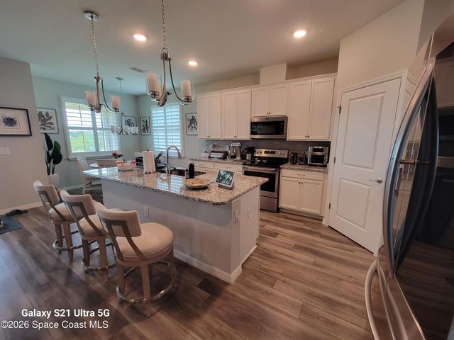 8481 Laguna Circle, Micco, FL 32976