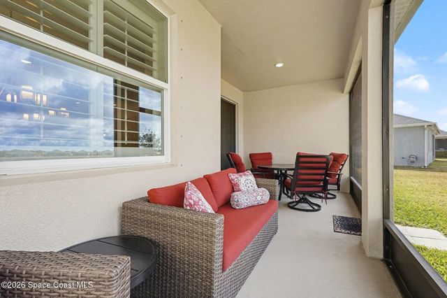 8481 Laguna Circle, Micco, FL 32976