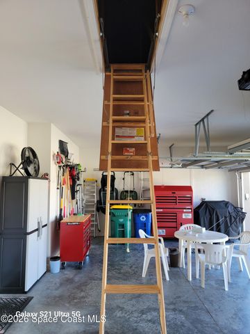 8481 Laguna Circle, Micco, FL 32976