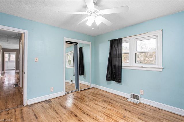 2050 Willowee Lane, Winston-salem, NC 27127