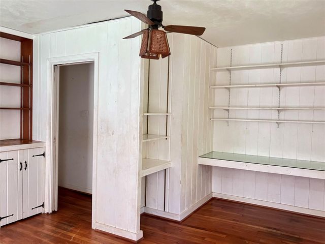 5012 Winding Way, Dickinson, TX 77539