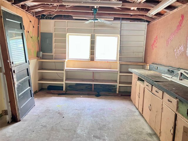 5012 Winding Way, Dickinson, TX 77539