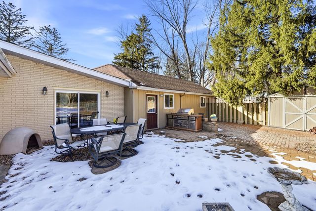 1317 N Cedar Lake Road, Lake Villa, IL 60046