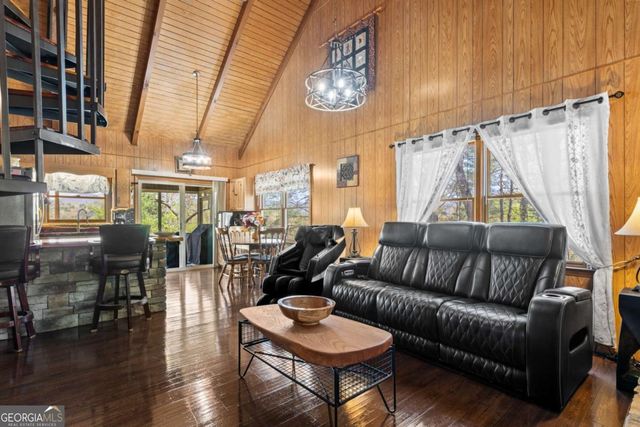 1227 Village Road, Murphy, NC 28906