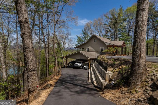 1227 Village Road, Murphy, NC 28906