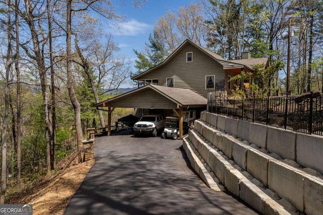 1227 Village Road, Murphy, NC 28906