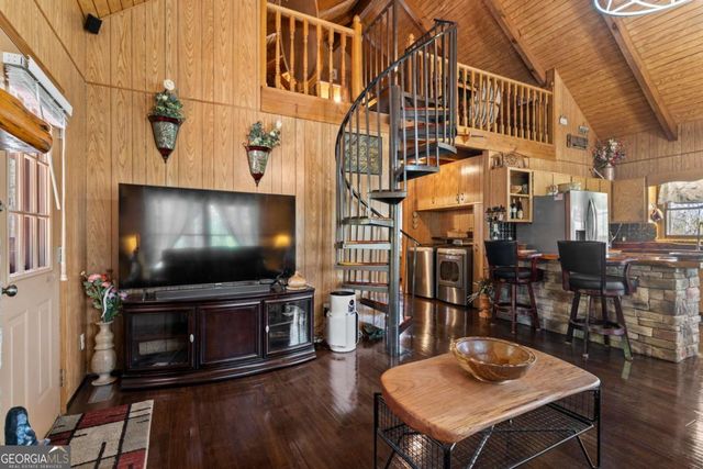 1227 Village Road, Murphy, NC 28906