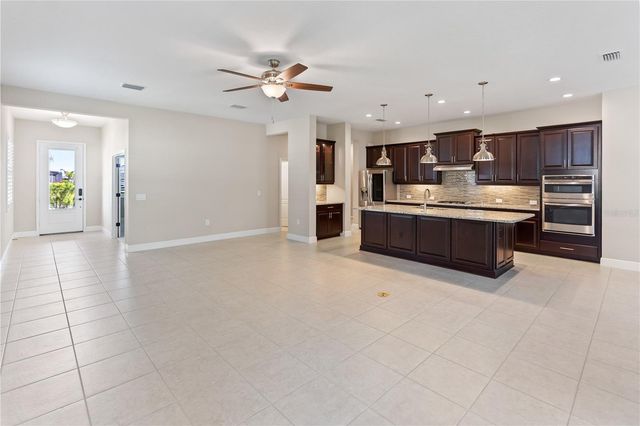 13017 STEINHATCHEE LOOP, Venice, FL 34293
