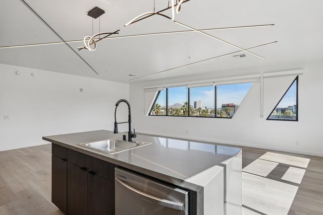 1030 N 1st Street 504, Phoenix, AZ 85004