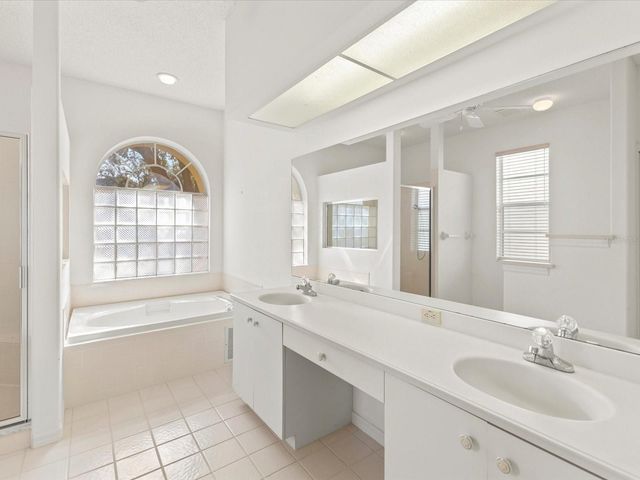 3123 QUAIL HOLLOW COURT, Spring Hill, FL 34606