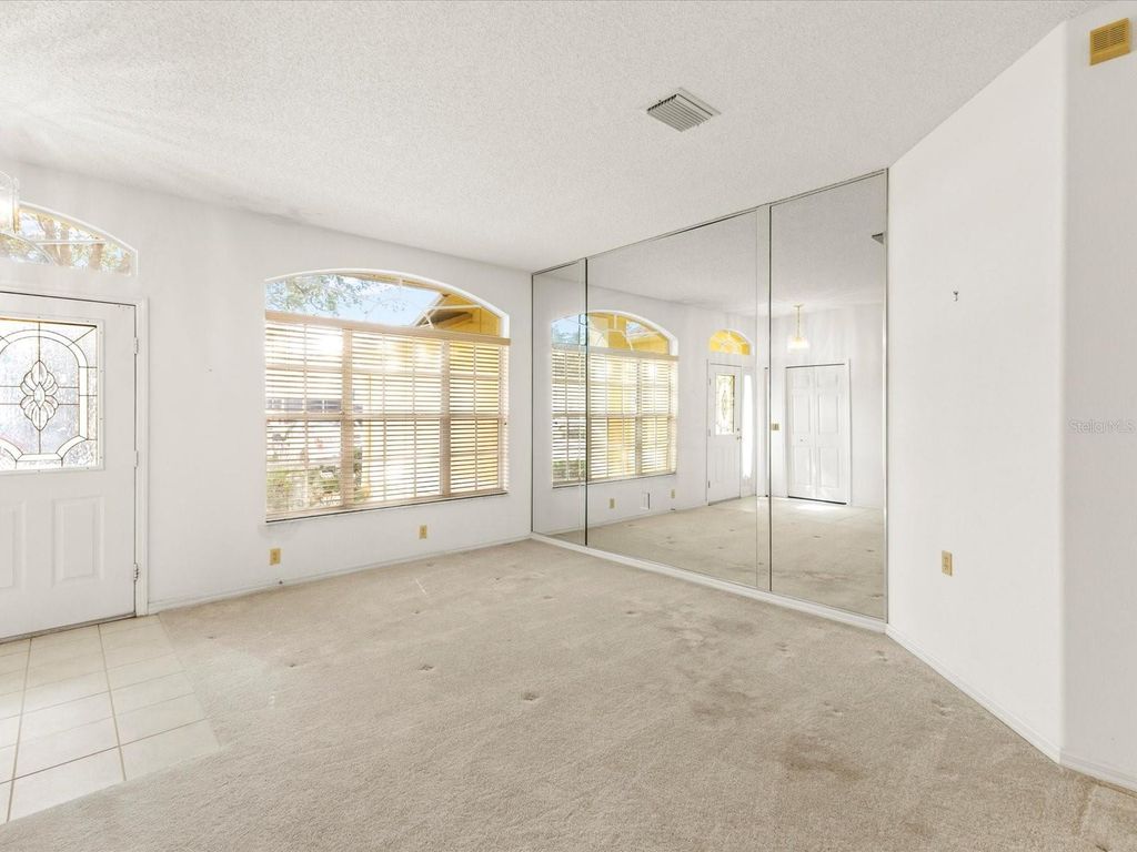 Image 11 of property listing at 3123 QUAIL HOLLOW COURT, Spring Hill, FL 34606